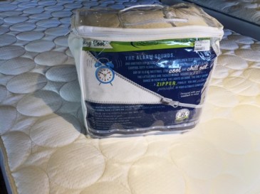 Our Stay Cool mattress protector and topper helps regulate body temperature and wicks away moisture